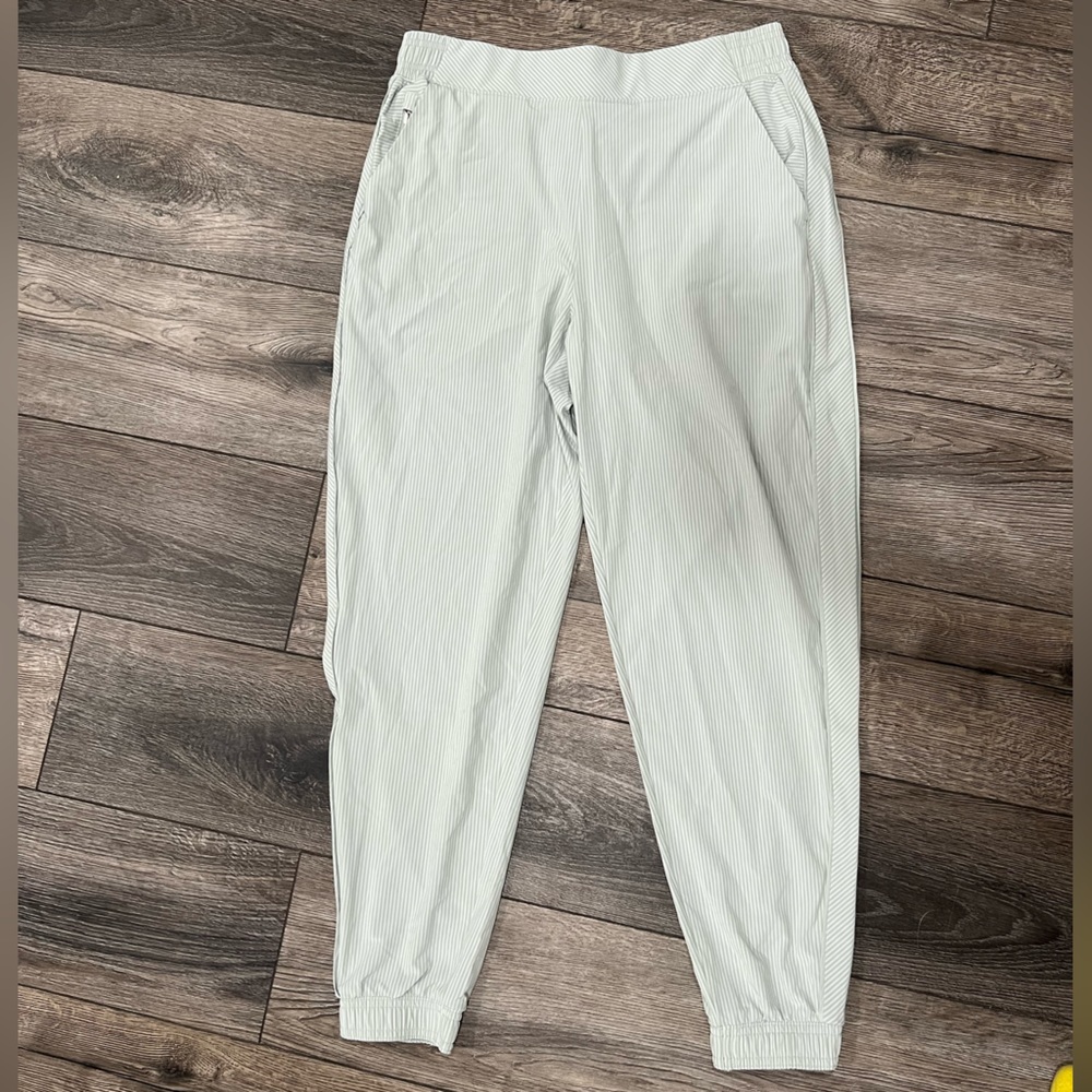 NEW Athleta joggers!